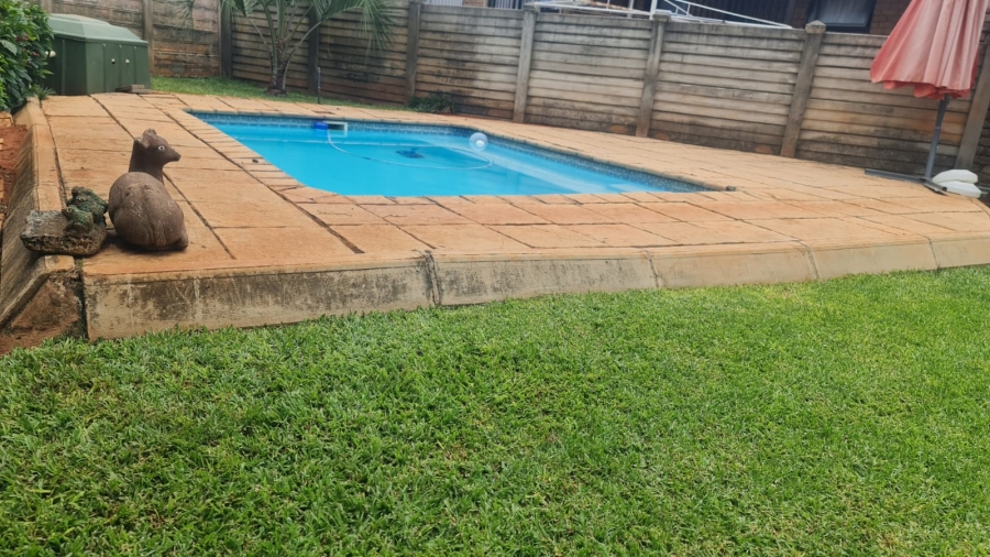 7 Bedroom Property for Sale in Cashan North West